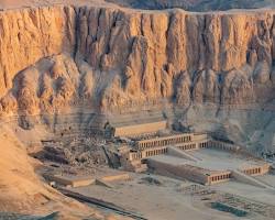 صورة Totentempel der Hatschepsut, Luxor