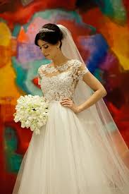 Resultado de imagem para tendencia de vestidos de noivas 2016