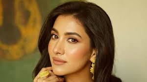 Rukmini Maitra joins Akshay Kumar in sci-fi thriller Samuk