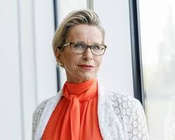 GSK’s Emma Walmsley to step down as chief executive after eight years