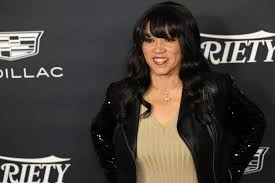 This Iconic '90s Sitcom Star Just Got A Facelift, And Here's What She Looks Like Now