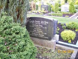 Grab von Gertrud Berg (28.01.1800-03.02.1990), Friedhof Norden ... - na098