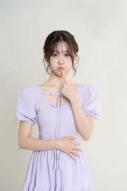 김다현