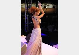 תוצאת תמונה עבור عربيات بالمايوه