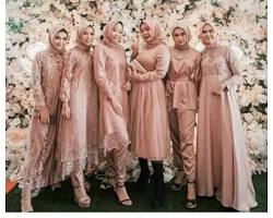 Gambar Kain chiffon untuk seragam bridesmaid