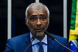 Romário Cede à Pressão? Impeachment de Moraes Ameaçado! - Imagen ilustrativa del artículo