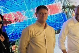 Regra que impede Tarcísio de ser candidato deveria ser revista