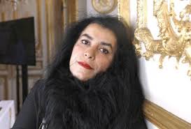 Morre premiada autora de quadrinhos franco-iraniana, aos 56 anos