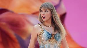 Taylor Swift’s Showgirl Celebration Lights Up Cineplex