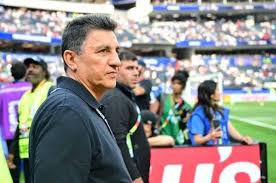 سورپرایز قلعه‌نویی؛ اسطوره پرسپولیس روی نیمکت تیم ملی