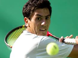 Guillermo Canas of Argentina hits a return during the semifinal match against Jiri Novak of Czech Republic at Shanghai Open ATP tennis tournament in ... - 1002_B49