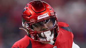 5,400-Yard Playmaker Leaves Texans for NFC in Free Agency