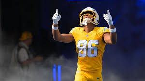 Oronde Gadsden vs. Dallas Goedert: Week 14 Fantasy Football Outlook