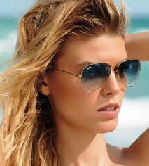 Resultado de imagem para imagens menina de oculos de sol ray ban