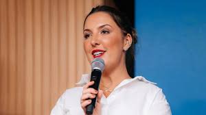 Flávio quer que Caixa seja o “Itaú da periferia”, diz Daniella Marques