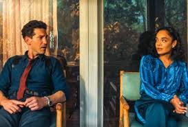 ‘Dele e Dela’: Tessa Thompson surpreende em novo thriller da Netflix
