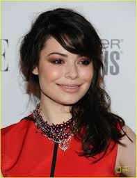 This image has been reduced in size to fit this page. CLICK HERE for full image. - miranda-cosgrove-1342650834