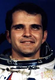 Cosmonaut Biography: <b>José López</b> Falcón - lopez_fa