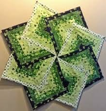 Résultat de recherche d'images pour "strata star quilt pattern"