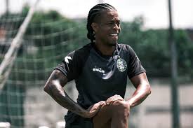 Coritiba agenda jogos-treinos e tenta recuperar cinco jogadores