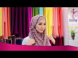 Image result for model majalah telanjang