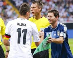 كأس العالم 2026.. كلوزه يهنئ ميسي بعد تحطيم رقمه القياسي