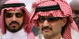 Le prince saoudien Al-Walid bin Talal, au premier plan, le 6 juin - 1843082_3_00c1_le-prince-saoudien-al-walid-bin-talal-au_00632e0c8d0b8037d79d6259a43ef545