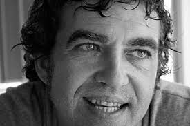 VICENTE MUÑOZ ÁLVAREZ (León, España - 1966 - ). Narrador, editor y poeta. Ha publicado poemarios: Canciones de la gran deriva (Ateneo Obrero de Gijón, ... - vicente-munoz-alvarez