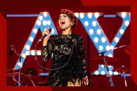 Raye Annonce une Tournée Mondiale et un Nouvel Album Époustouflants!