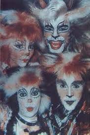Actors in the photo, clockwise from the top right: Koffi Missah (Rum Tum Tugger), Eddie Marco (Mungojerrie), Johanne Simpson ... - KoffiRTT1