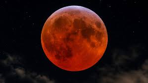 ¿Cómo y cuándo ver EN VIVO el Eclipse lunar de agosto 2026? Así podrás deslumbrarte con el fenómeno astronómic