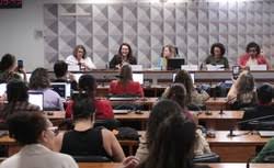 Mulheres pedem aprovação imediata do projeto que torna a misoginia crime