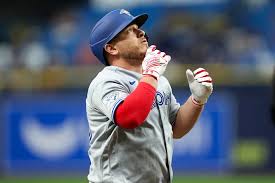 Toronto Blue Jays' Alejandro Kirk Goes Viral For Players Weekend Gear