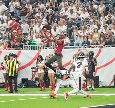 Mike Evans action shot