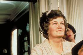 Morre Brenda Fricker, atriz vencedora do Oscar por 'Meu Pé Esquerdo', aos 81 anos