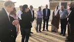 وفد اطباء يقوم بالاطلاع على