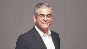 Jaime Augusto Zobel de Ayala steps down as Globe chairman