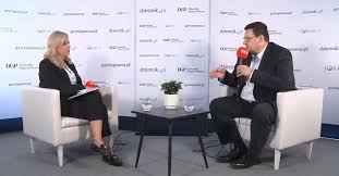 Oszczędności a inwestycje Polaków