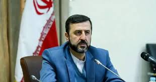 شکایتی علیه کاظم غریب‌آبادی به اتهام «جنایت علیه بشریت» در سوئیس ثبت شد