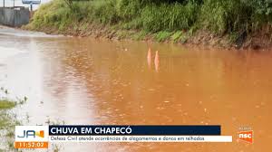Fortes chuvas causam transtornos em municípios do Oeste