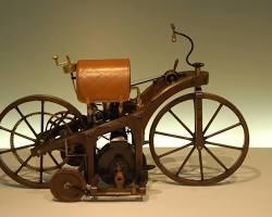 Gottlieb Daimler's first motorcycleの画像