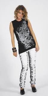 Résultat de recherche d'images pour "pelin karahan ve asli enver"