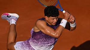 Shelton kickstarts Roland Garros quest, Ruud survives in 5