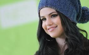 Résultat de recherche d'images pour "selena gomez 2015"