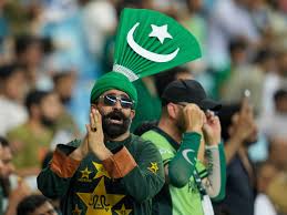 Which teams can still qualify for the Asia Cup 2025 final, and how?