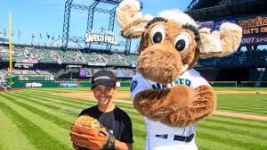 Emeka Egbuka: From Baseball Dreams to NFL Rookie Sensation