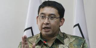 Fadli Zon: Jokowi naik Bajaj tiap hari baru kita acungkan jempol - fadli-zon-jokowi-naik-bajaj-tiap-hari-baru-kita-acungkan-jempol