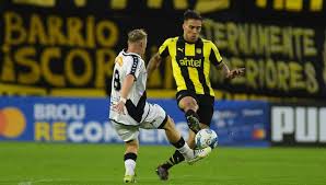 Peñarol vs. Danubio: Aurinegros con Bajas Clave en el Clausura - Imagen principal del artículo