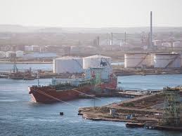Oil Prices Climb and Bonds Falter as Iran War Raises Inflation Fears