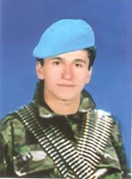 Nihat EREN. Aziz şehidimiz RUHUN ŞAD OLSUN. 1994&#39;de Van&#39;da Bölücü terör örgütü PKK. ile girilen çatışmada şehit olmuştur. - 629